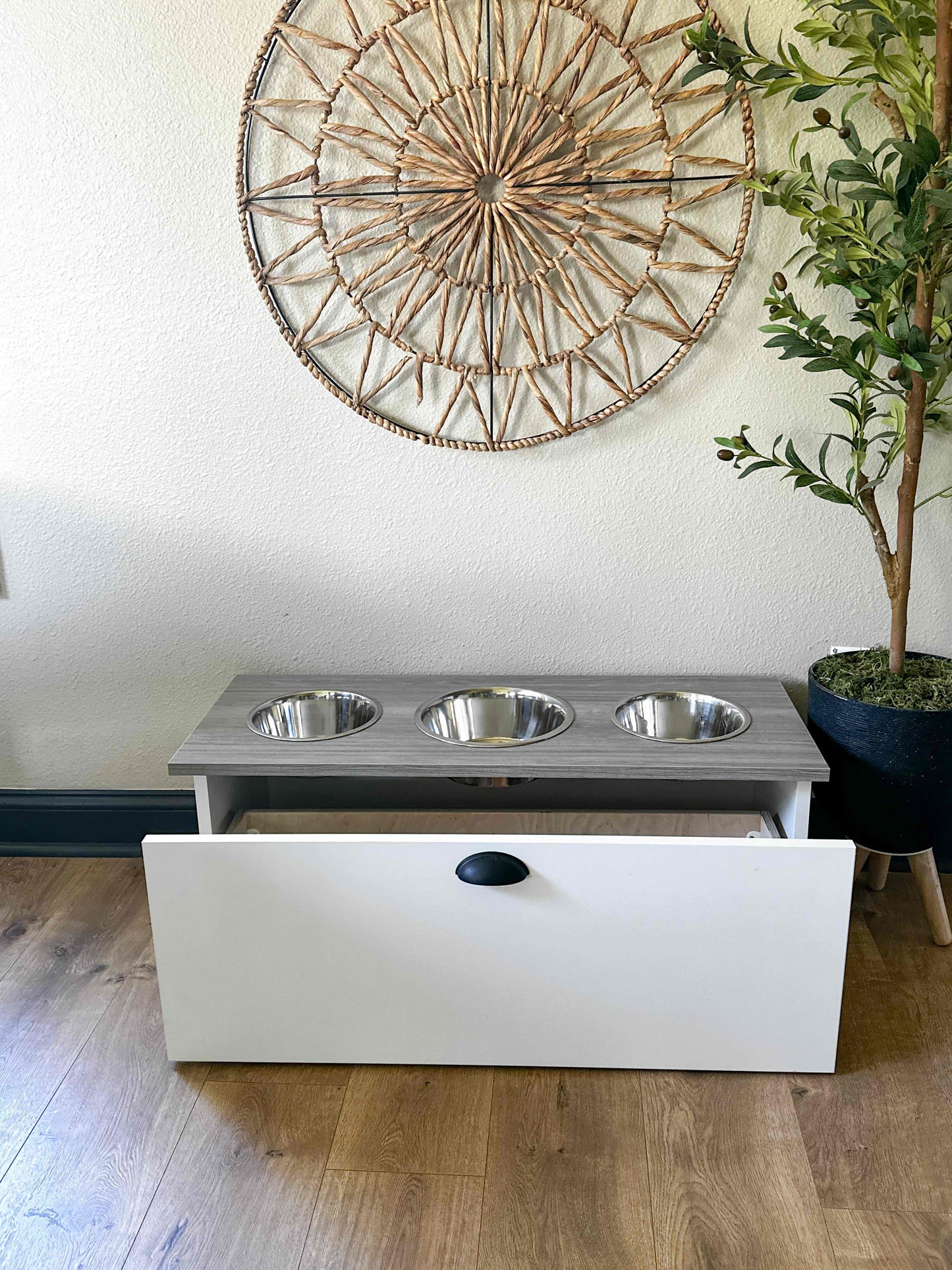 Minimalist Three Bowl Medium Size Elevated Dog Feeder in White with Barnwood Washable Wood Look Top 10"